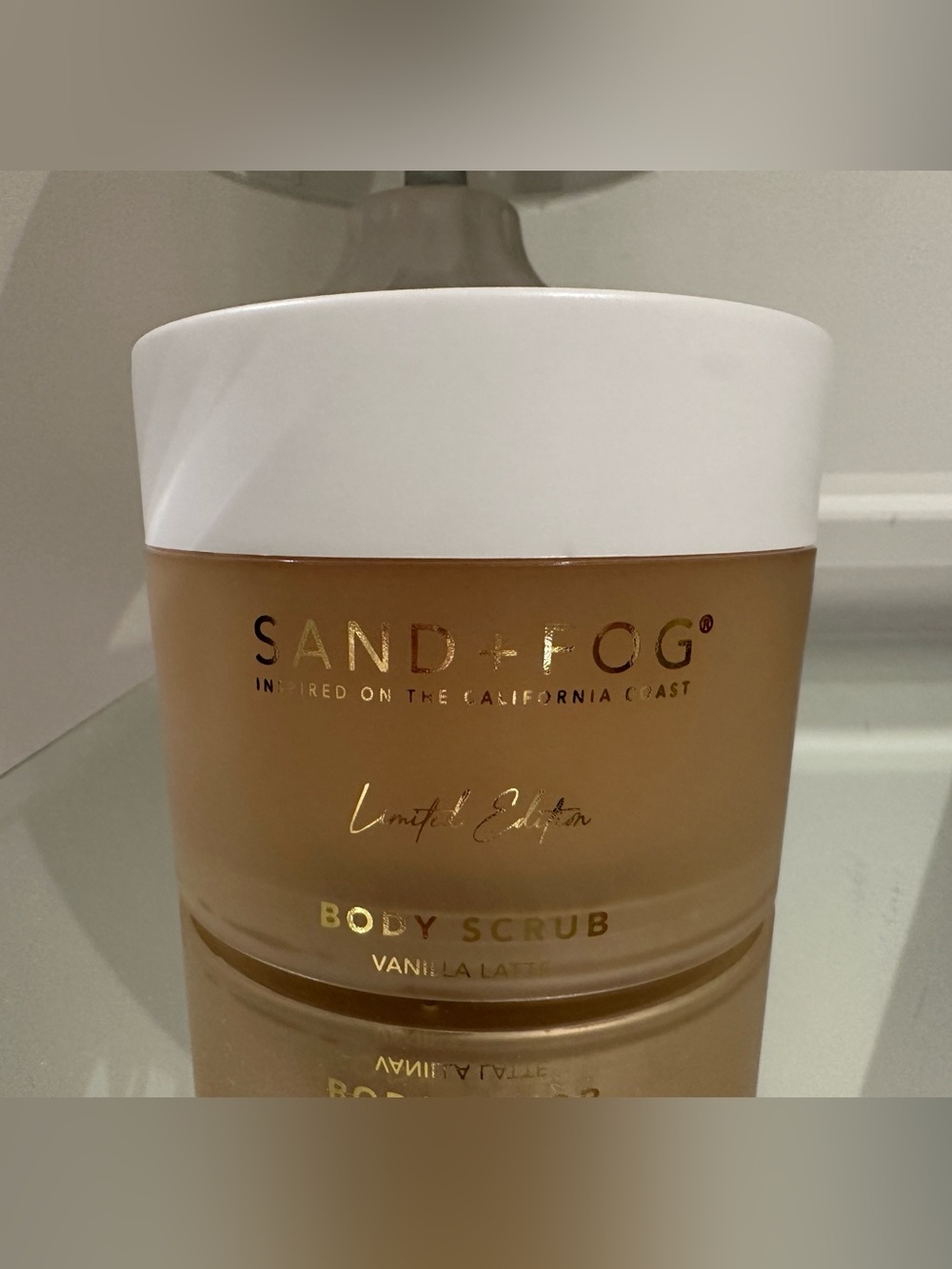 SAND+FOG Vanilla Latte Body Scrub 12.7 oz Authentic NWT